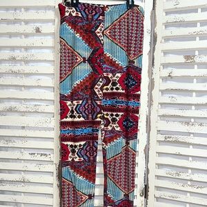 NWOT~Women’s Buttery Soft Print Fleece Lined Leggings ONE SIZE OS 0-10~Red/Blue